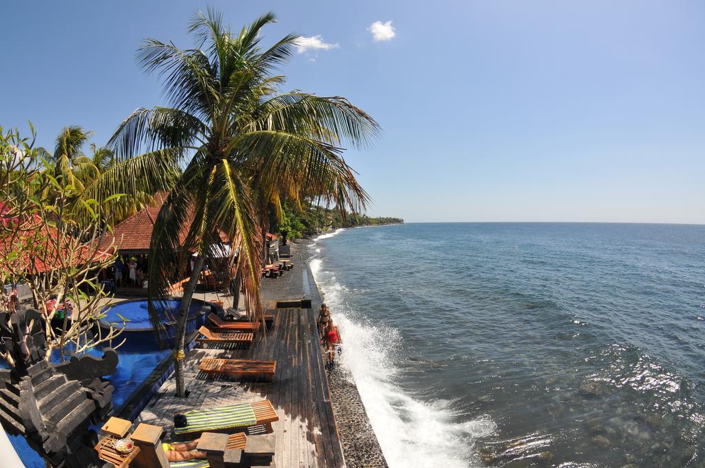 Paradise Palm Beach Bungalows And Dive Center Tulamben  Exterior photo